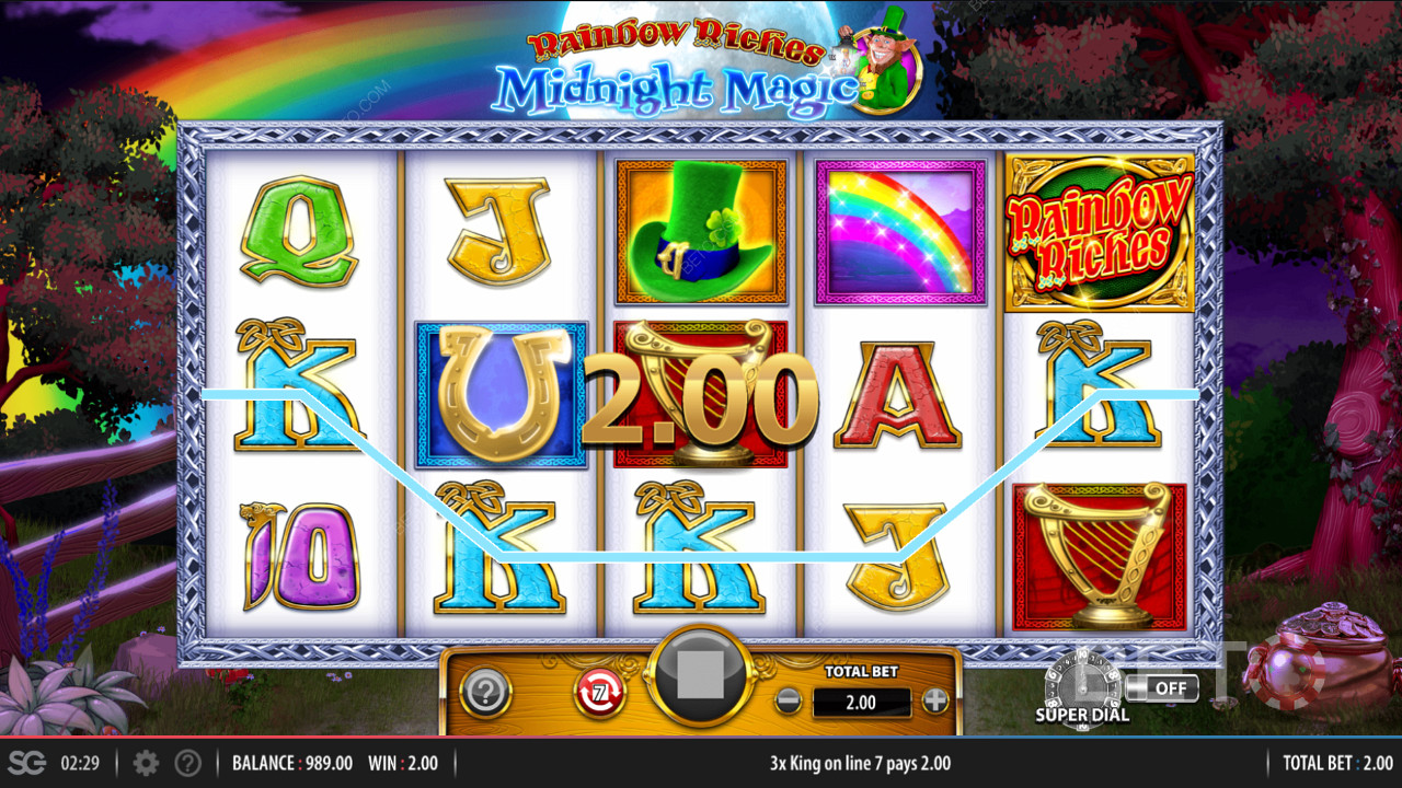 10 líneas de pago activas diferentes en la tragaperras Rainbow Riches Midnight Magic