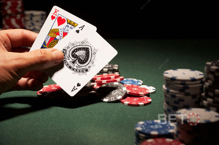 Todo lo que necesita saber sobre el póquer en línea en {YEAR}